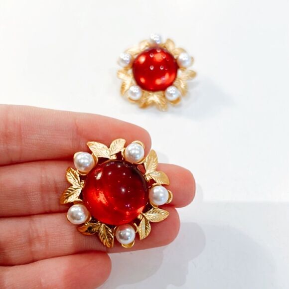 retro red diamond stud earrings A234 - Picture 4 of 5